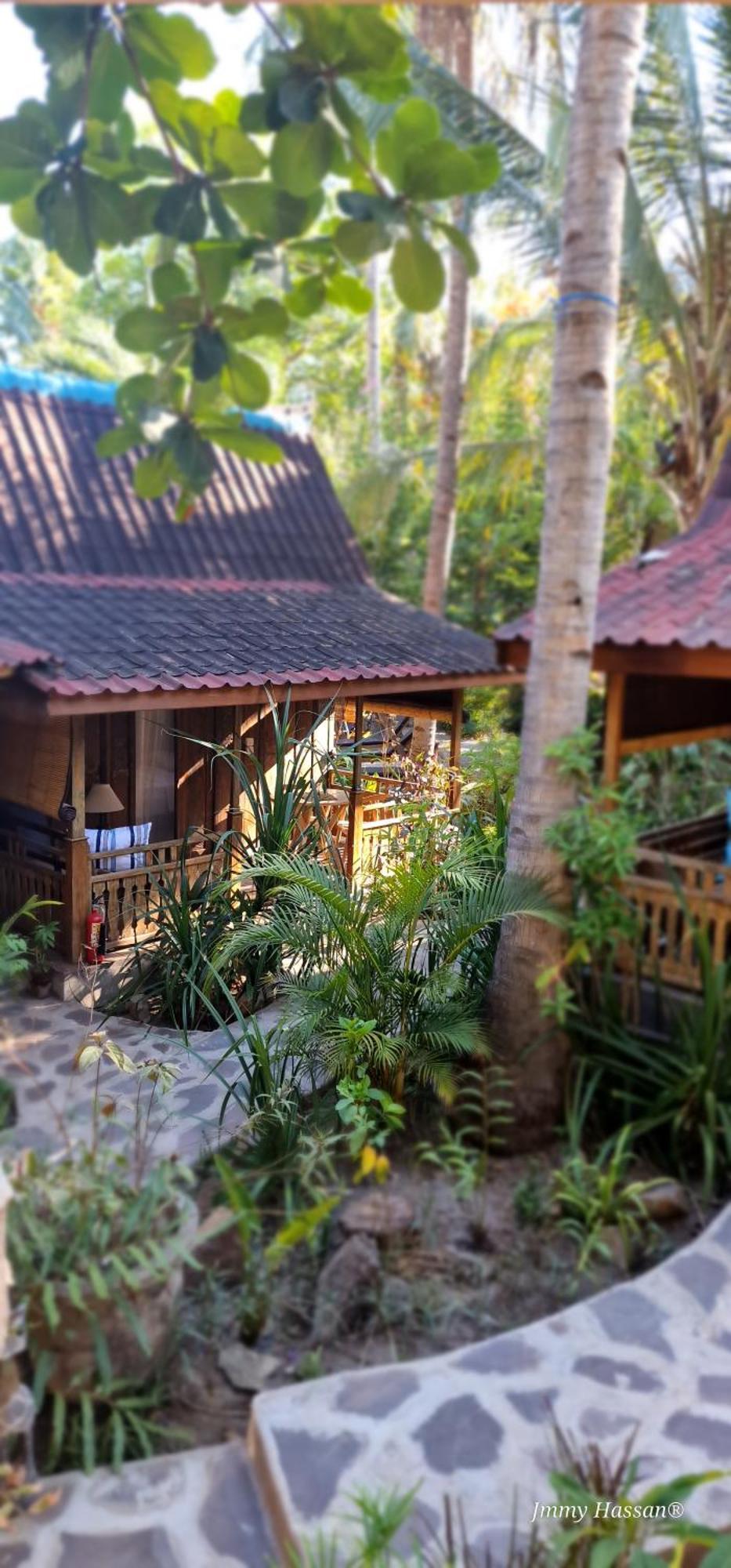 Villas Light House - Eco-Traditional Joglo غيلي تراوانغان المظهر الخارجي الصورة