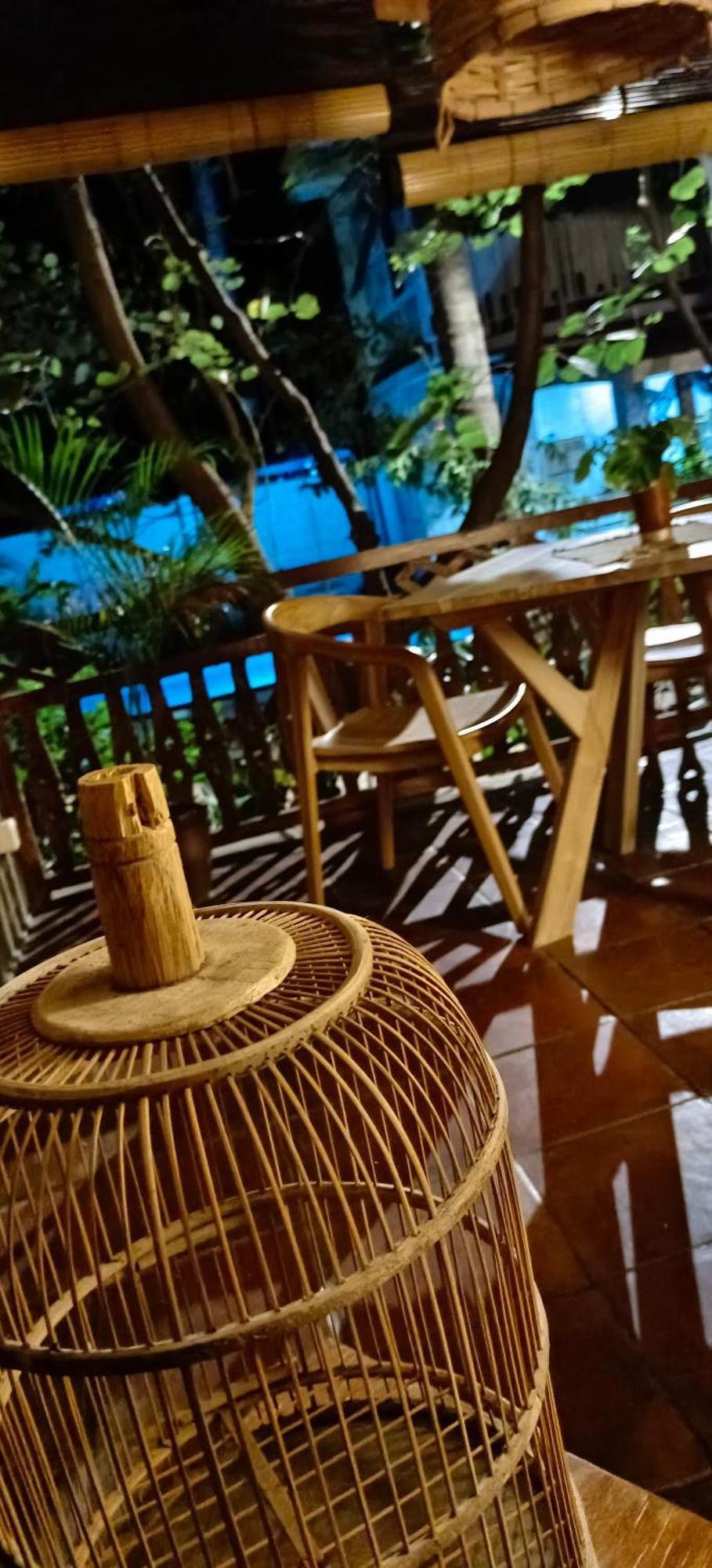 Villas Light House - Eco-Traditional Joglo غيلي تراوانغان المظهر الخارجي الصورة